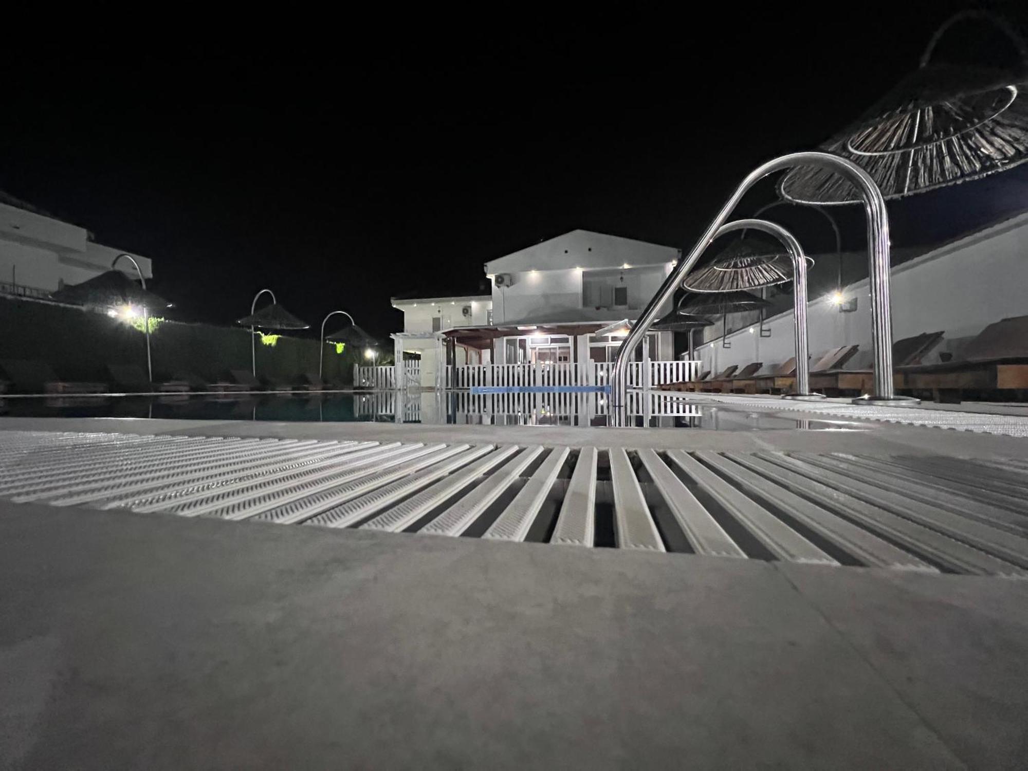 Residence Leora Ulcinj Exteriér fotografie