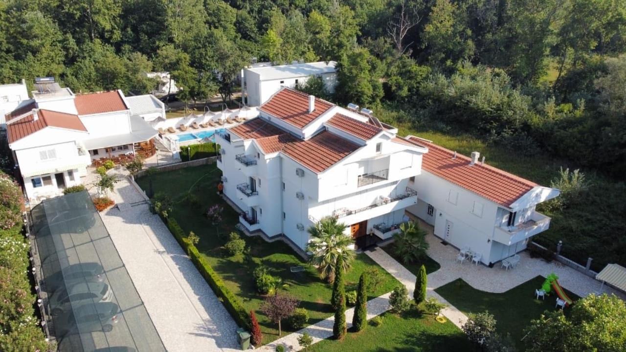Residence Leora Ulcinj Exteriér fotografie